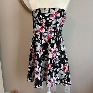 Express strapless short dress​​​​